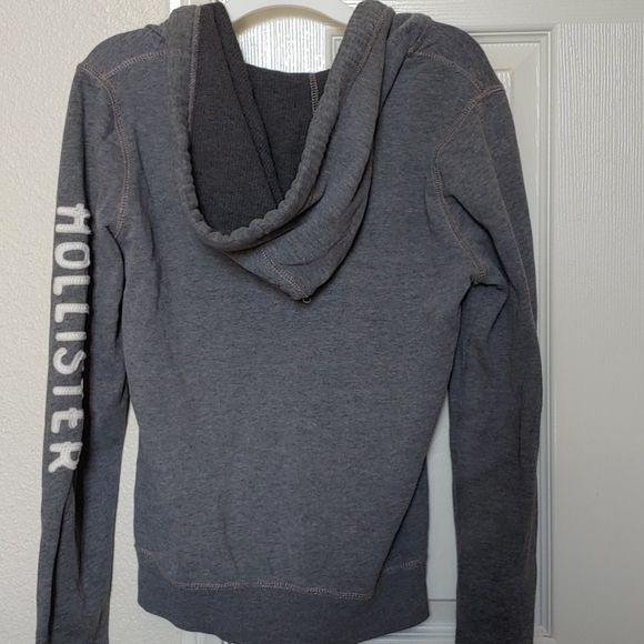 Hollister zip up hoodie - Picture 3 of 4